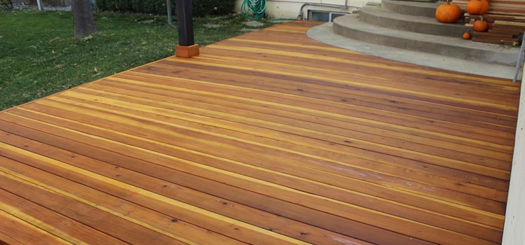 Smooth Redwood Decking in Burbank, CA