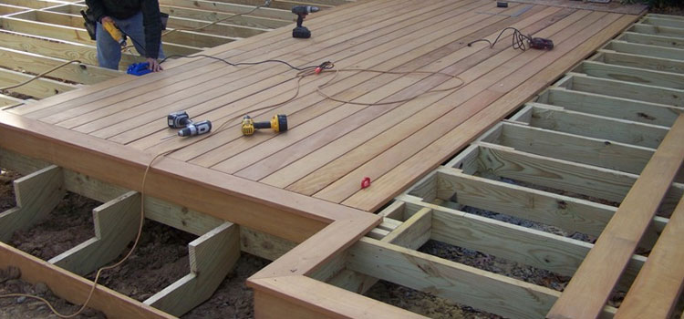 Wood Deck Builders in Burbank, CA